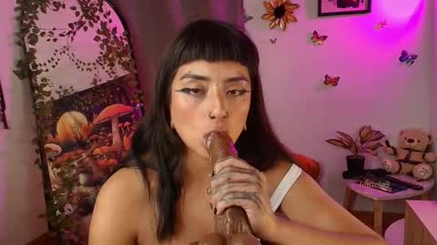 B R I E L A  online show from December 2025 08:26:01 PM