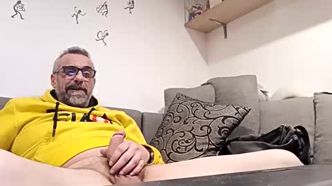 George online show from November 2025 12:31:01 AM