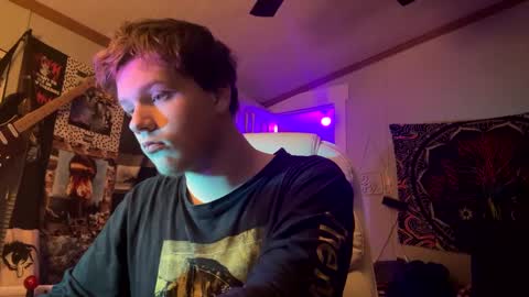 Snapshot of 710lemonade420 chatting on February 2025 06:32:01 AM lemonade online show from February 2025 06:32:01 AM