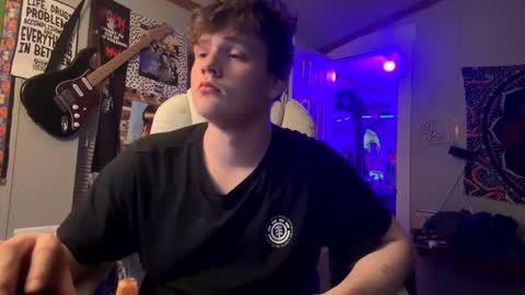 Snapshot of 710lemonade420 chatting on February 2025 06:56:02 AM lemonade online show from February 2025 06:56:02 AM