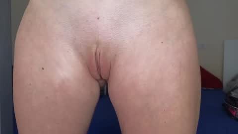 Mila online show from March 2025 04:11:01 PM