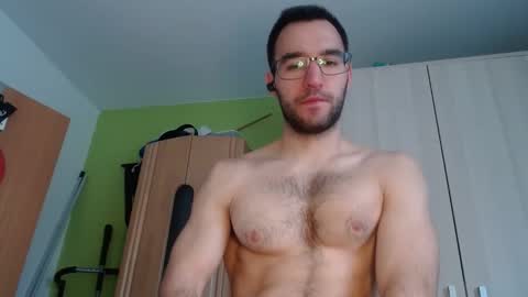 Nicolas online show from March 2025 10:48:01 AM