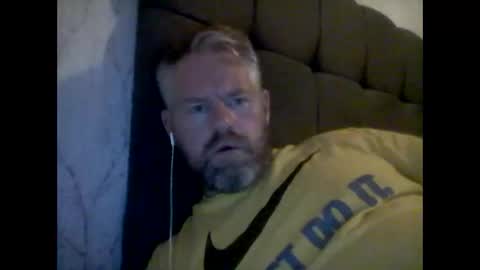 81jonnyx online show from September 2025 07:02:02 PM