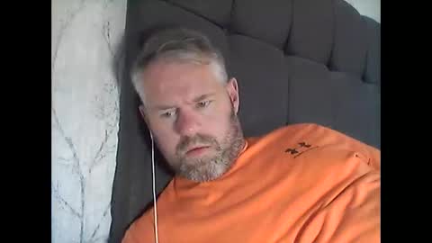 81jonnyx online show from October 2025 11:44:02 AM