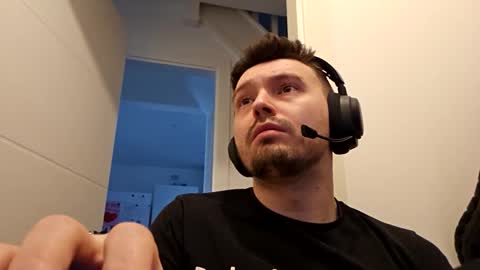 Snapshot of 8inchdude93 chatting on October 2025 09:09:01 AM 8inchdude93 online show from October 2025 09:09:01 AM