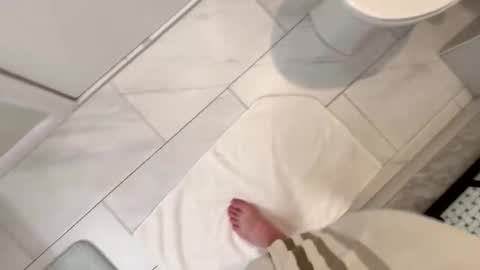 Snapshot of 8inutn chatting on October 2025 12:55:01 AM 8inutn online show from October 2025 12:55:01 AM