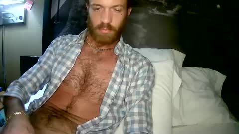 Snapshot of 90210screamer chatting on December 2024 01:24:02 PM 90210screamer online show from December 2024 01:24:02 PM