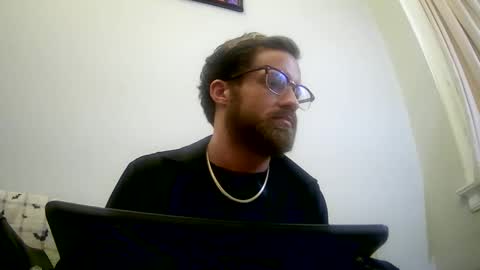 Snapshot of 90210screamer chatting on December 2024 04:15:02 AM 90210screamer online show from December 2024 04:15:02 AM