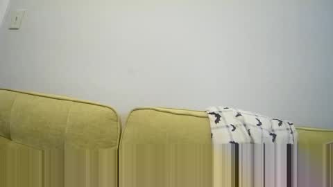 Snapshot of 90210screamer chatting on December 2024 12:28:02 PM 90210screamer online show from December 2024 12:28:02 PM