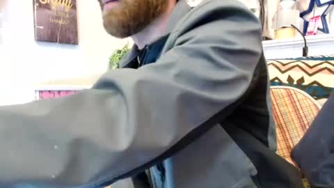 Snapshot of 90210screamer chatting on December 2025 12:16:02 AM 90210screamer online show from December 2025 12:16:02 AM