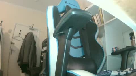 Arturo online show from December 2024 10:39:01 PM