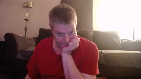 Snapshot of 989guy chatting on April 2026 12:43:02 AM 989guy online show from April 2026 12:43:02 AM
