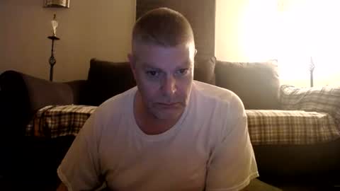 Snapshot of 989guy chatting on June 2026 01:59:02 AM 989guy online show from June 2026 01:59:02 AM