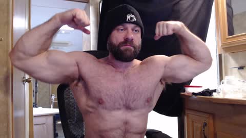 9 fat inches online show from January 2025 08:54:01 PM