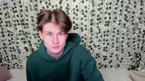 Snapshot of _52_ chatting on February 2025 03:29:02 AM EMILY AND  MARCUS online show from February 2025 03:29:02 AM