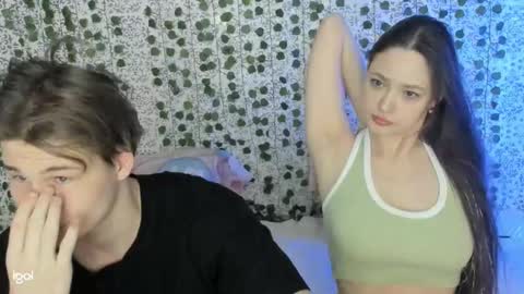 Snapshot of _52_ chatting on March 2025 03:24:01 AM EMILY AND  MARCUS online show from March 2025 03:24:01 AM