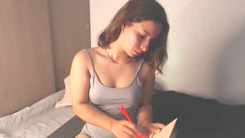 _abrill_20 online show from March 2026 07:09:01 PM