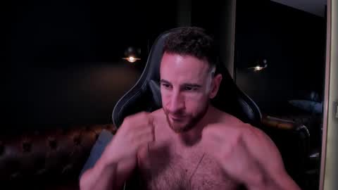 _adamcoper_ online show from November 2025 03:11:01 PM