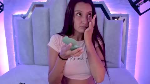  Alaia online show from February 2025 12:09:02 PM