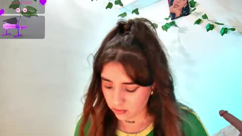 Snapshot of _alaia_sweet chatting on February 2025 06:52:01 PM _alaia_sweet online show from February 2025 06:52:01 PM