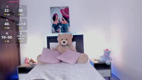 _alana_grey_ online show from May 2026 01:05:02 PM