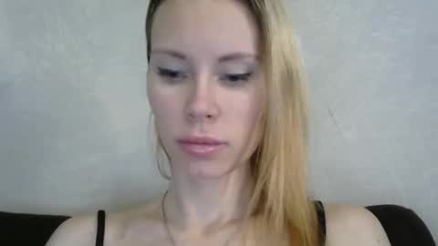 _alex1819 online show from February 2026 07:02:01 AM