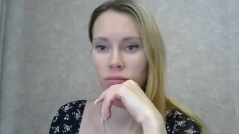 _alex1819 online show from February 2026 07:15:02 AM