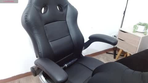 Alexandra online show from September 2025 12:59:02 PM