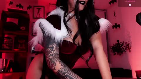 Snapshot of _alice_d chatting on December 2024 11:52:02 PM Miss Alice My internet sucks these days see you soon online show from December 2024 11:52:02 PM