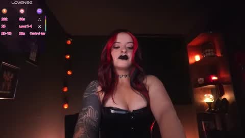 Snapshot of _alice_d chatting on October 2025 07:13:02 PM Miss Alice My internet sucks these days see you soon online show from October 2025 07:13:02 PM