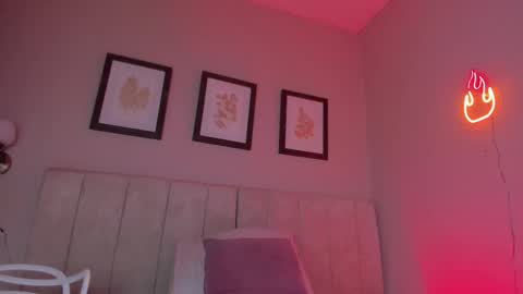 Hii I m Alison   online show from November 2025 11:32:01 AM