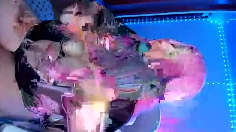 Alisa online show from October 2025 01:28:01 AM