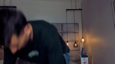 Andrew online show from December 2024 07:21:02 PM