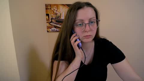 Anna online show from March 2025 10:37:02 AM