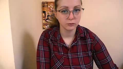 Anna online show from September 2025 06:26:02 AM