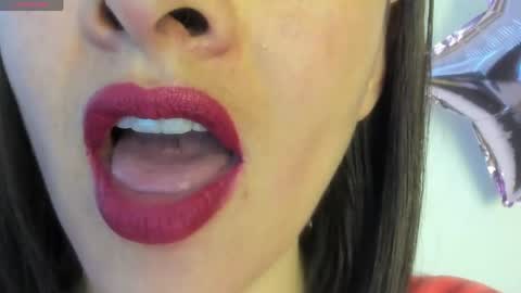 antonia online show from June 2026 10:26:01 PM