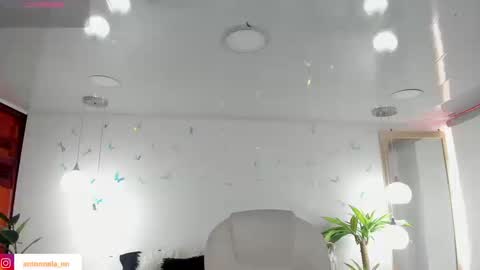 antonnela online show from March 2026 02:23:02 PM