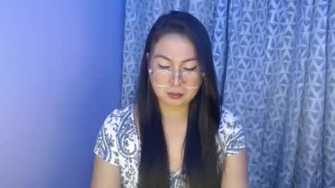 Snapshot of _arah chatting on November 2025 10:03:02 AM arah online show from November 2025 10:03:02 AM