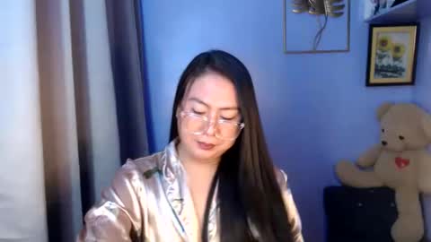 Snapshot of _arah chatting on May 2026 11:56:01 PM arah online show from May 2026 11:56:01 PM
