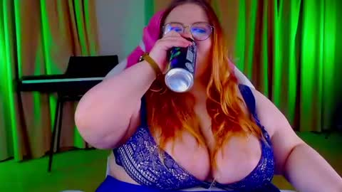 _ariaakashi_ online show from July 2026 06:39:01 PM
