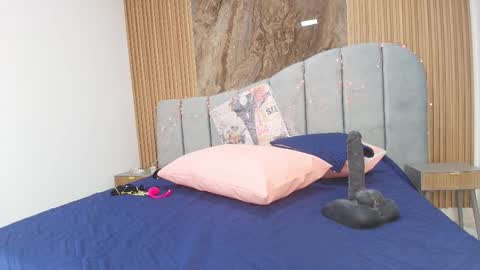 Snapshot of _arle_ chatting on December 2025 03:05:01 AM Arlet online show from December 2025 03:05:01 AM