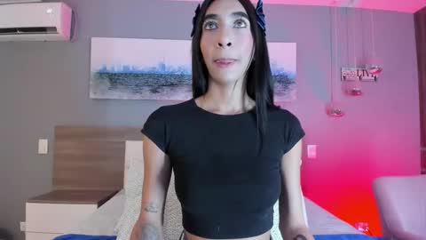 Ashly online show from October 2025 07:59:01 PM