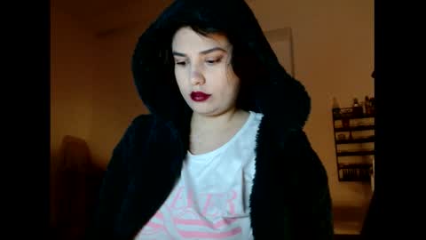 Snapshot of _atenea_golden chatting on January 2026 09:46:02 AM atenea online show from January 2026 09:46:02 AM