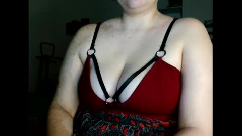 Snapshot of _atenea_golden chatting on February 2026 08:24:07 AM atenea online show from February 2026 08:24:07 AM
