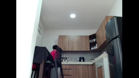 Snapshot of _atenea_golden chatting on April 2026 03:50:02 PM atenea online show from April 2026 03:50:02 PM