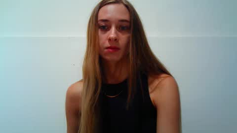 _aurora_sweet online show from September 2025 08:58:02 AM