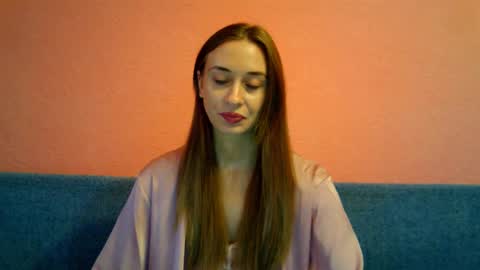 _aurora_sweet online show from November 2025 01:37:02 PM
