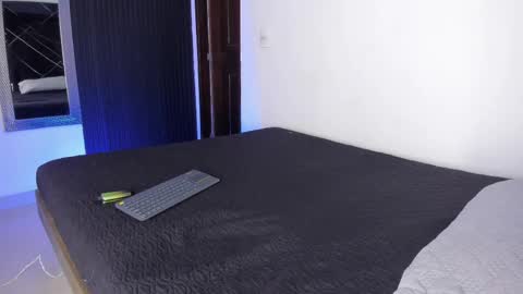 _axel_09 online show from May 2026 03:56:01 AM