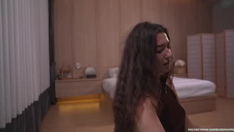 Arianna online show from December 2025 02:00:01 PM