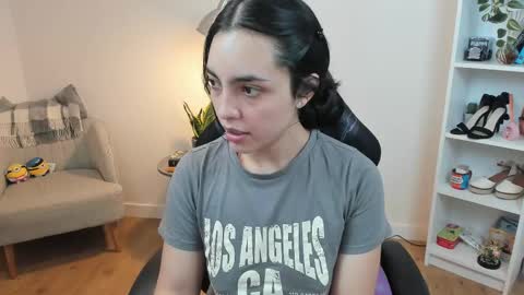 Bella Evans online show from February 2025 05:37:01 AM